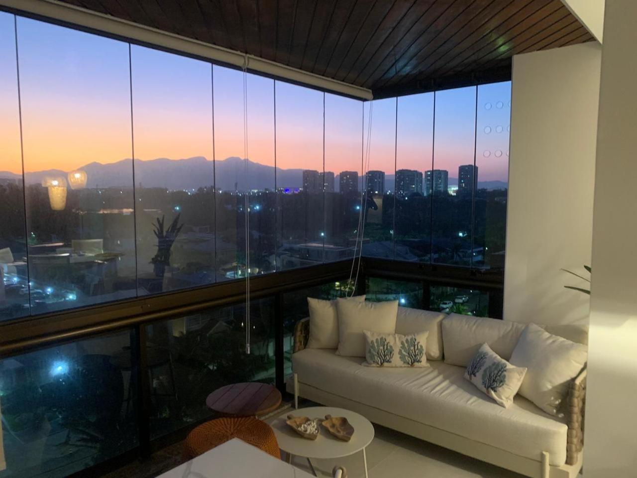 Lindo Apto No Melhor Lugar Da Barra Da Tijuca! Com Uma Vista De Tirar O Folego, Frente Para O Mar! Totalmente Equipado E Decorado Ao Lado Dos Melhores Hoteis E Quiosques Da Barra! Portaria 24H, Piscina, Sauna, Jacuzzi, Academia, Garagem, Wi-Fi, Lavan リオデジャネイロ エクステリア 写真