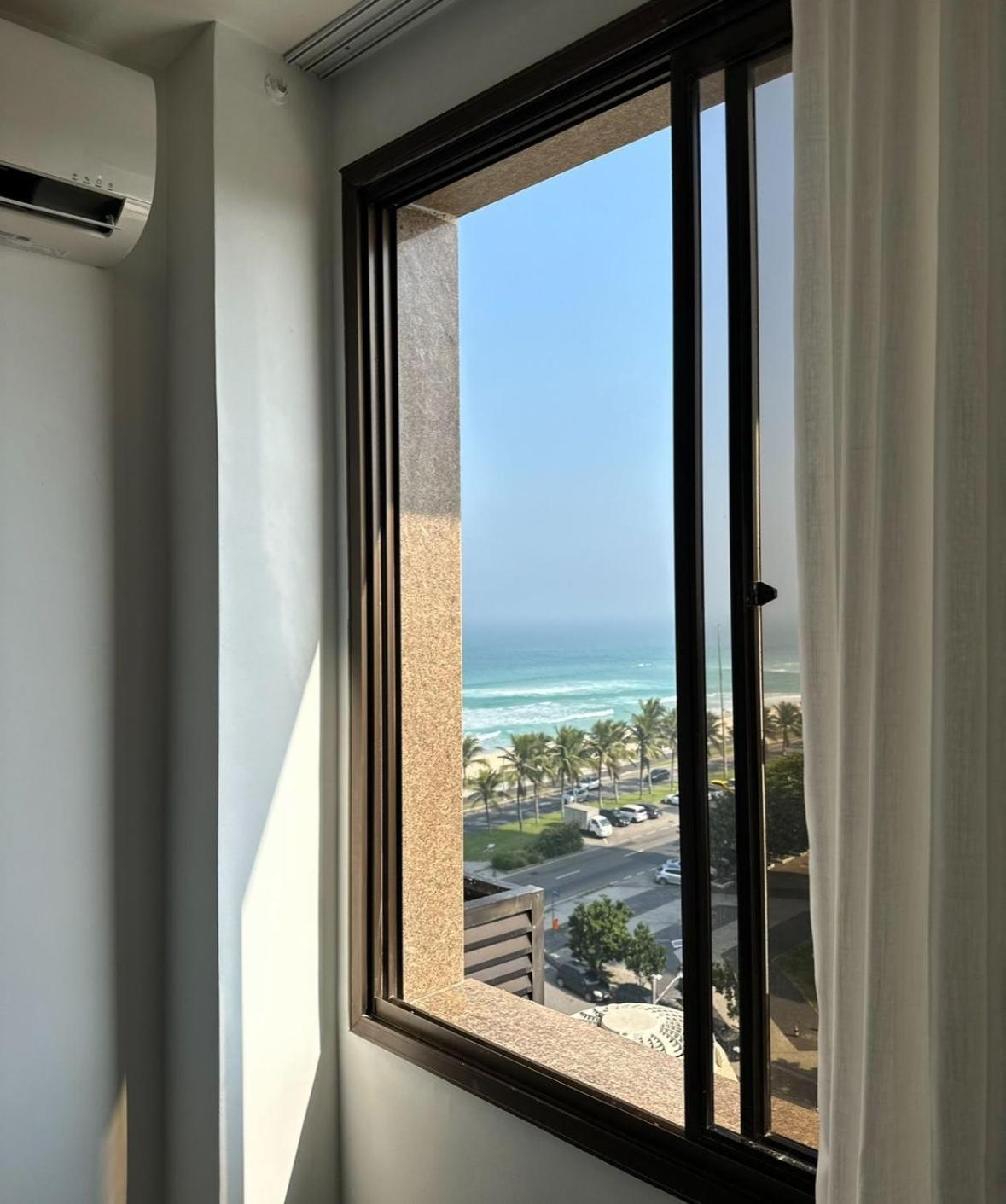 Lindo Apto No Melhor Lugar Da Barra Da Tijuca! Com Uma Vista De Tirar O Folego, Frente Para O Mar! Totalmente Equipado E Decorado Ao Lado Dos Melhores Hoteis E Quiosques Da Barra! Portaria 24H, Piscina, Sauna, Jacuzzi, Academia, Garagem, Wi-Fi, Lavan リオデジャネイロ エクステリア 写真