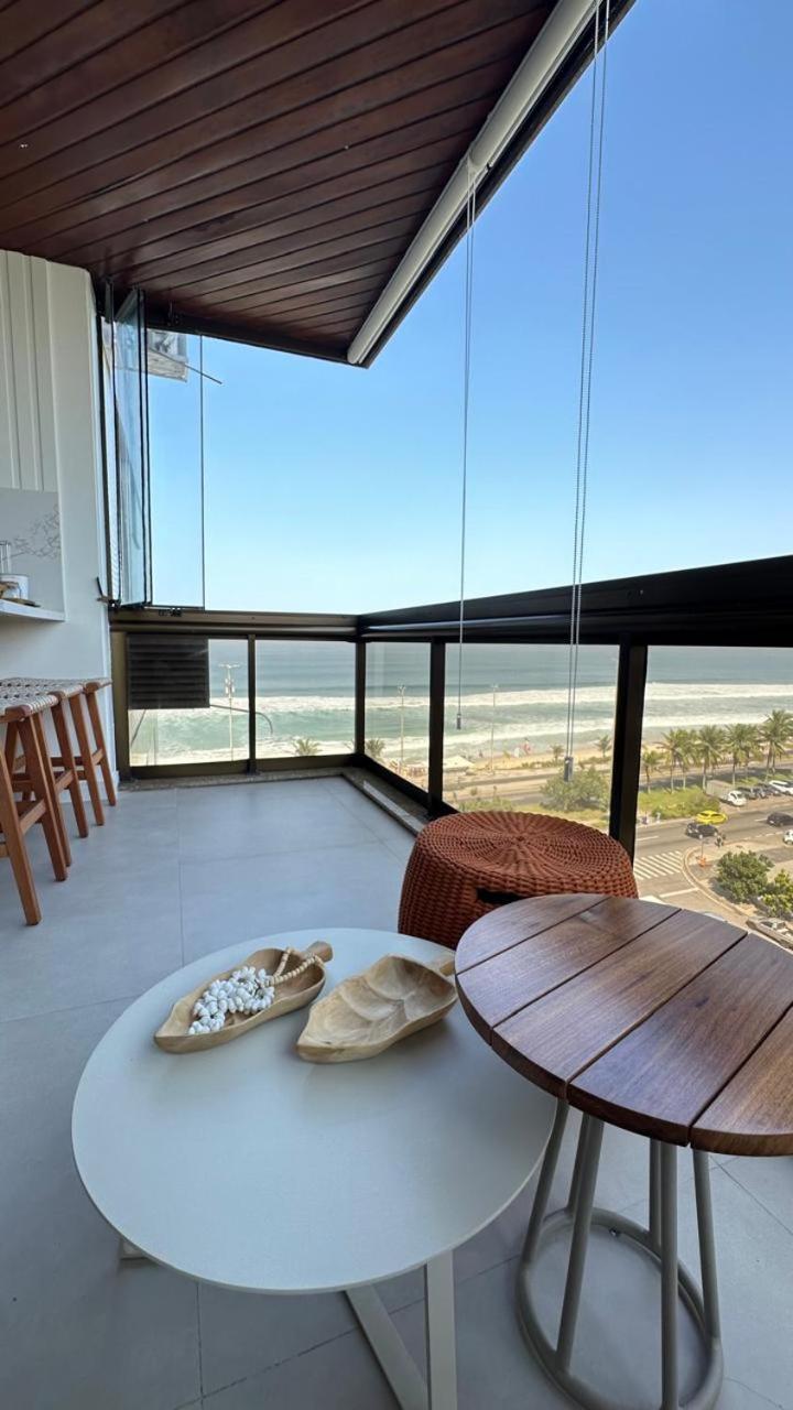 Lindo Apto No Melhor Lugar Da Barra Da Tijuca! Com Uma Vista De Tirar O Folego, Frente Para O Mar! Totalmente Equipado E Decorado Ao Lado Dos Melhores Hoteis E Quiosques Da Barra! Portaria 24H, Piscina, Sauna, Jacuzzi, Academia, Garagem, Wi-Fi, Lavan リオデジャネイロ エクステリア 写真